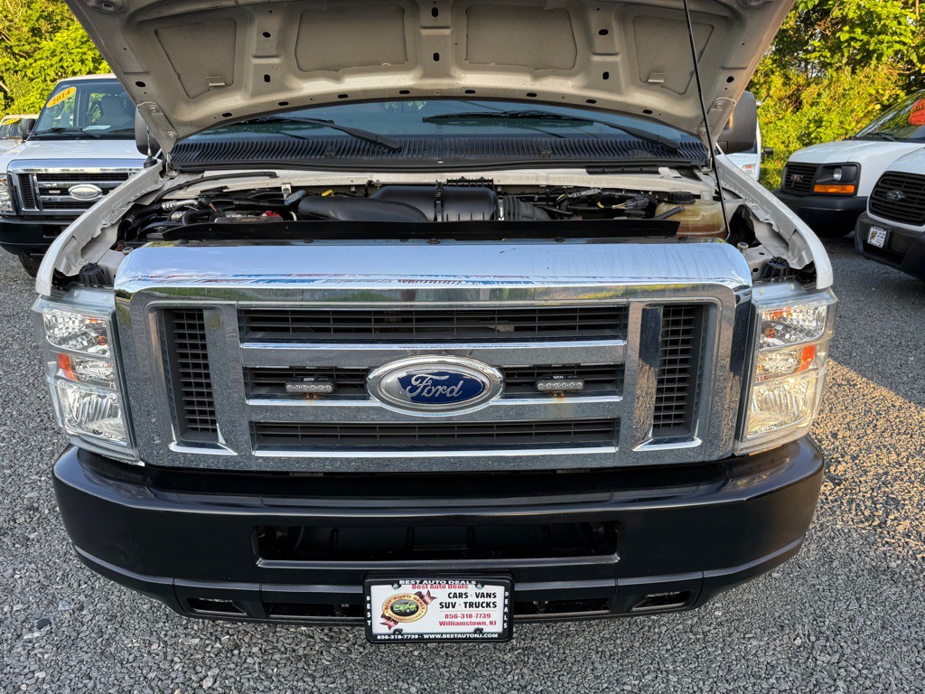 2014 Ford Econoline Image 41