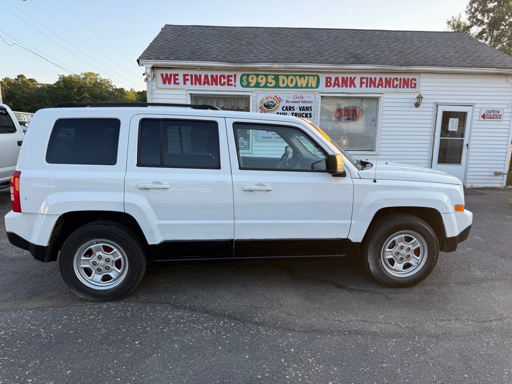 2014 Jeep Patriot Image 8