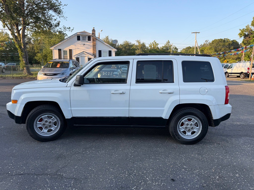 2014 Jeep Patriot Image 9