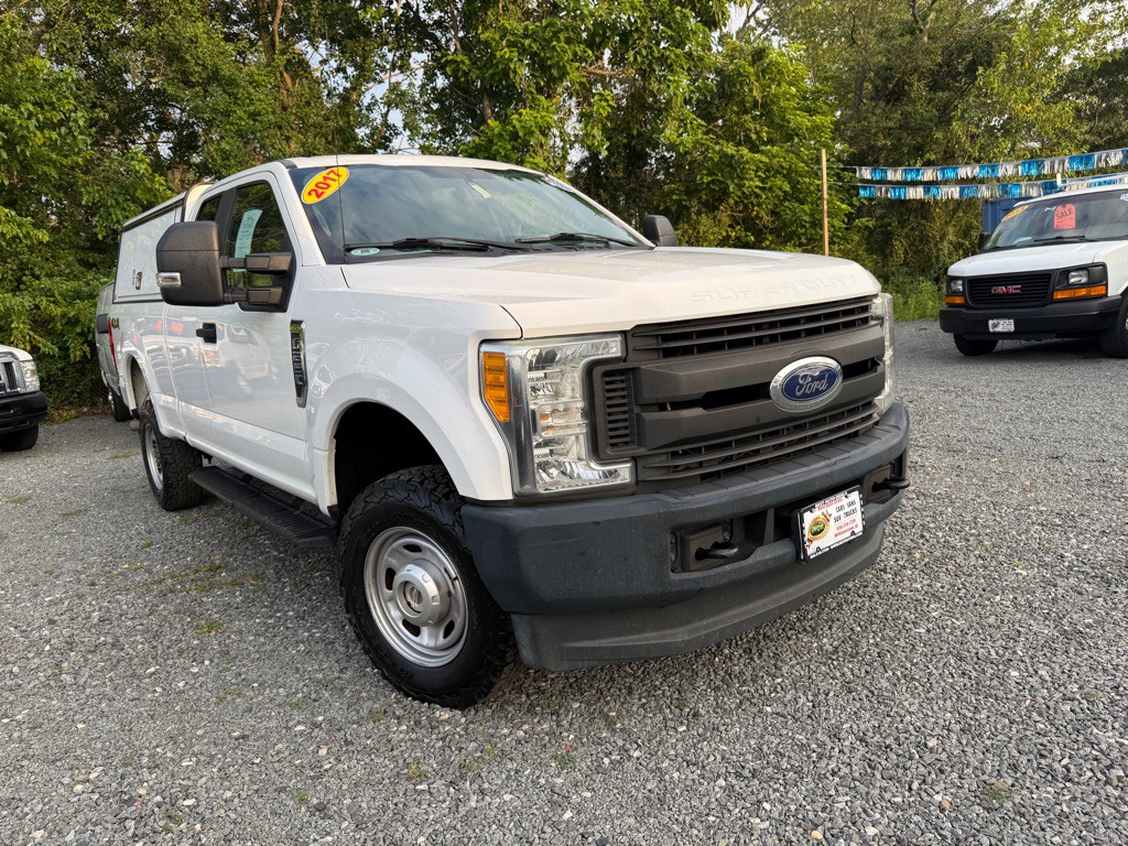 2017 Ford F-250 Image 1