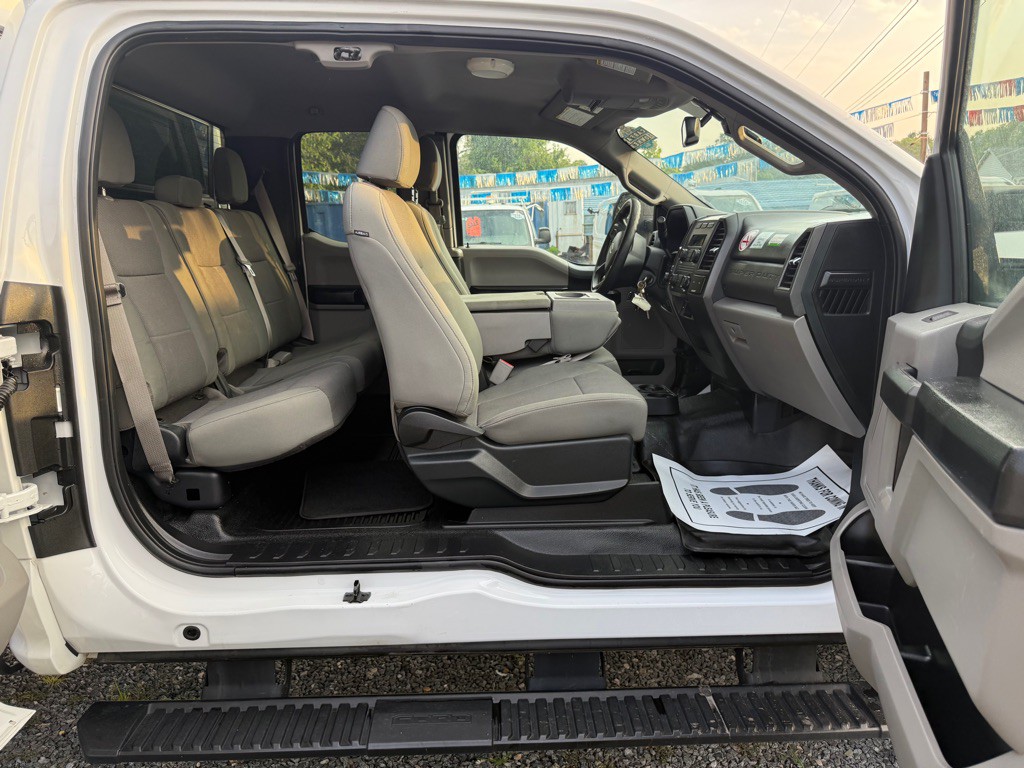 2017 Ford F-250 Image 15
