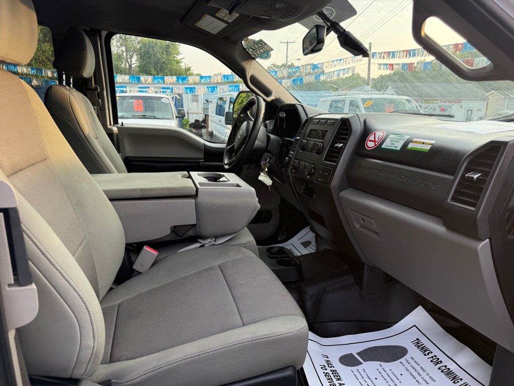 2017 Ford F-250 Image 18