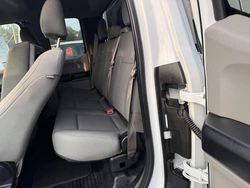 2017 Ford F-250 Image 45