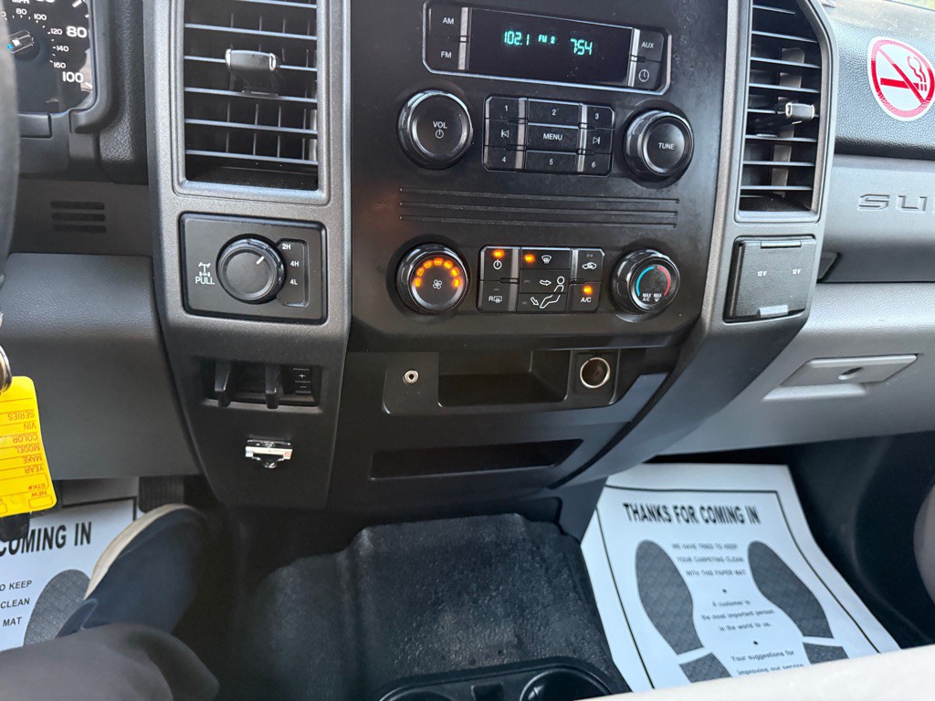 2017 Ford F-250 Image 24