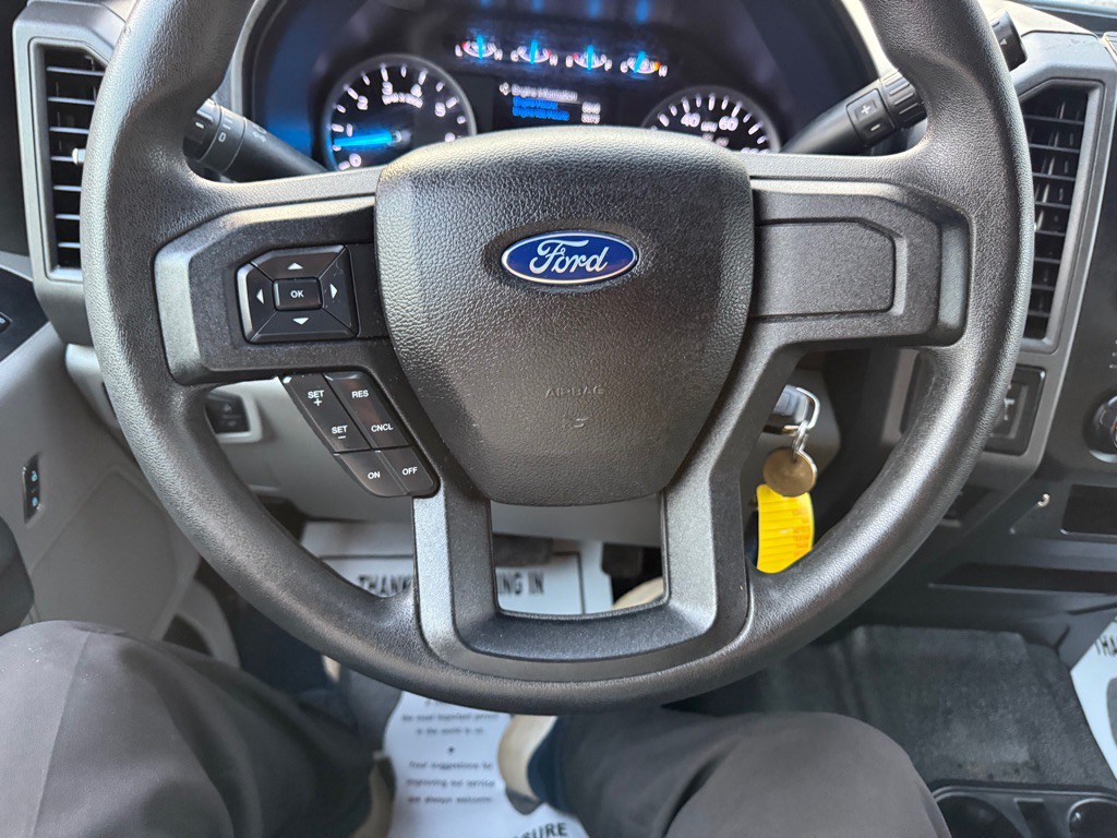 2017 Ford F-250 Image 29
