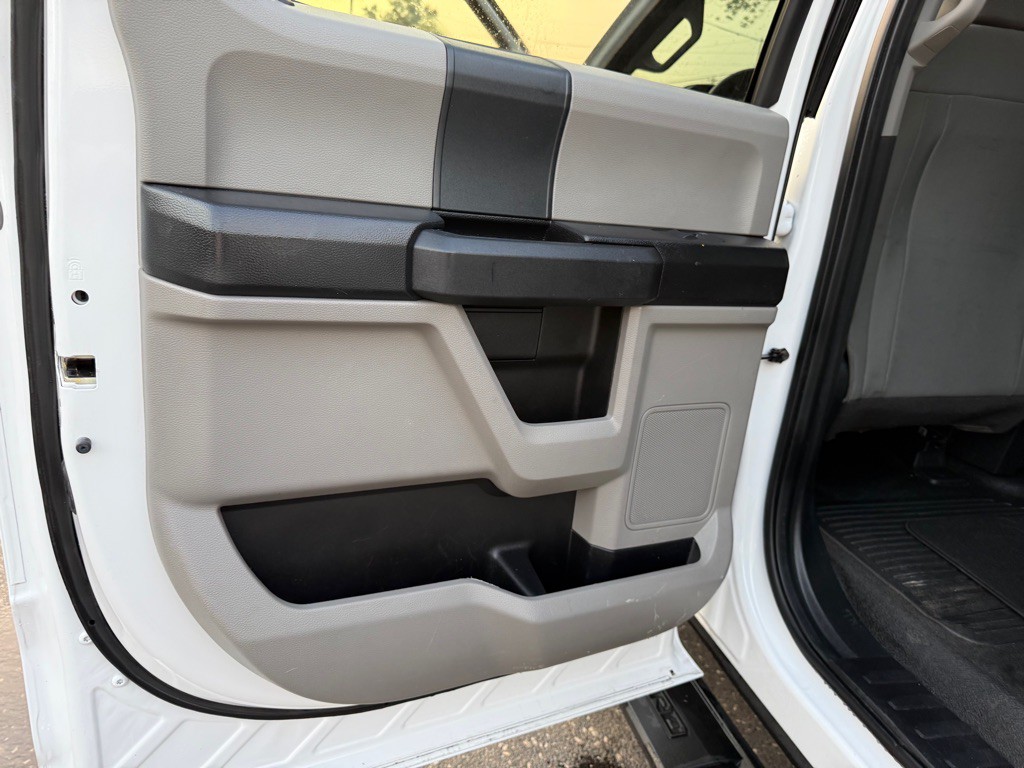 2017 Ford F-250 Image 35