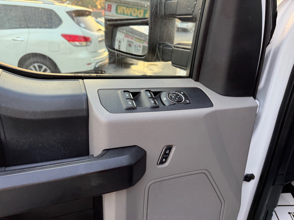 2017 Ford F-250 Image 41