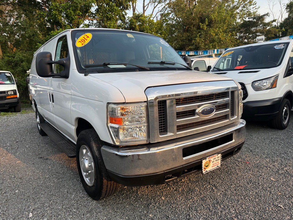 2014 Ford Econoline Image 4