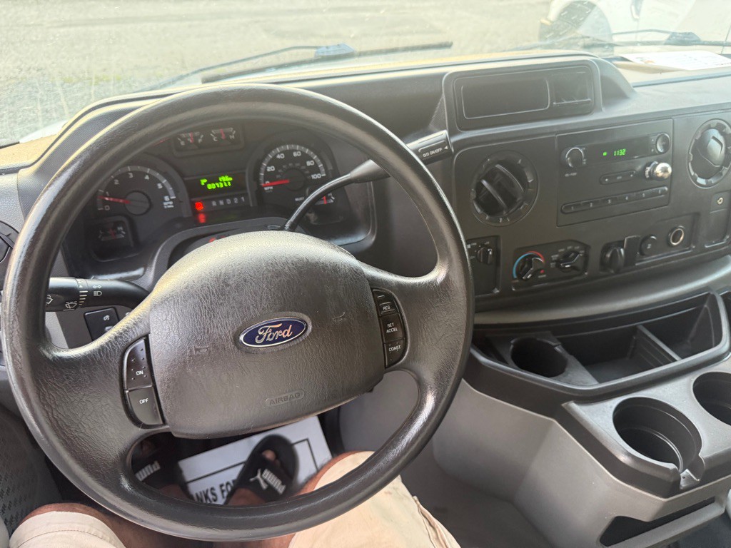 2014 Ford Econoline Image 49