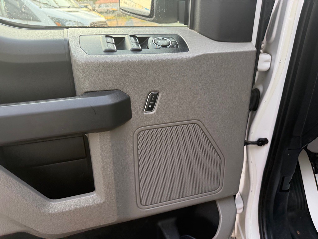 2015 Ford F-150 Image 19