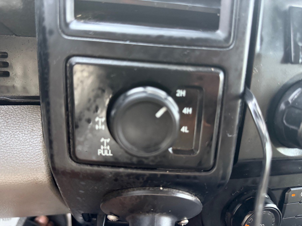 2015 Ford F-150 Image 25