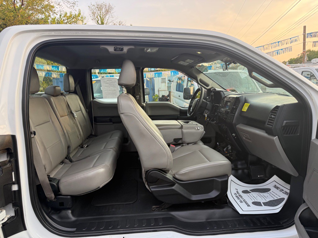 2015 Ford F-150 Image 36