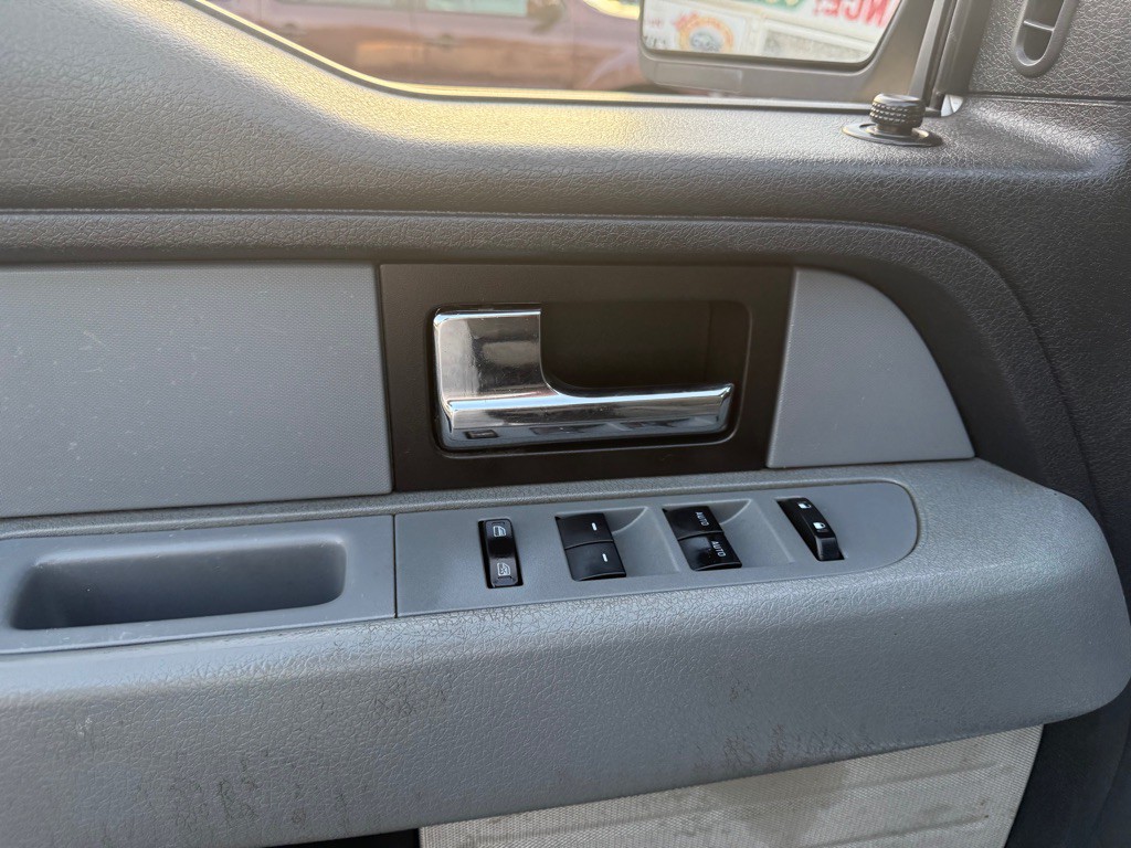 2014 Ford F-150 Image 20