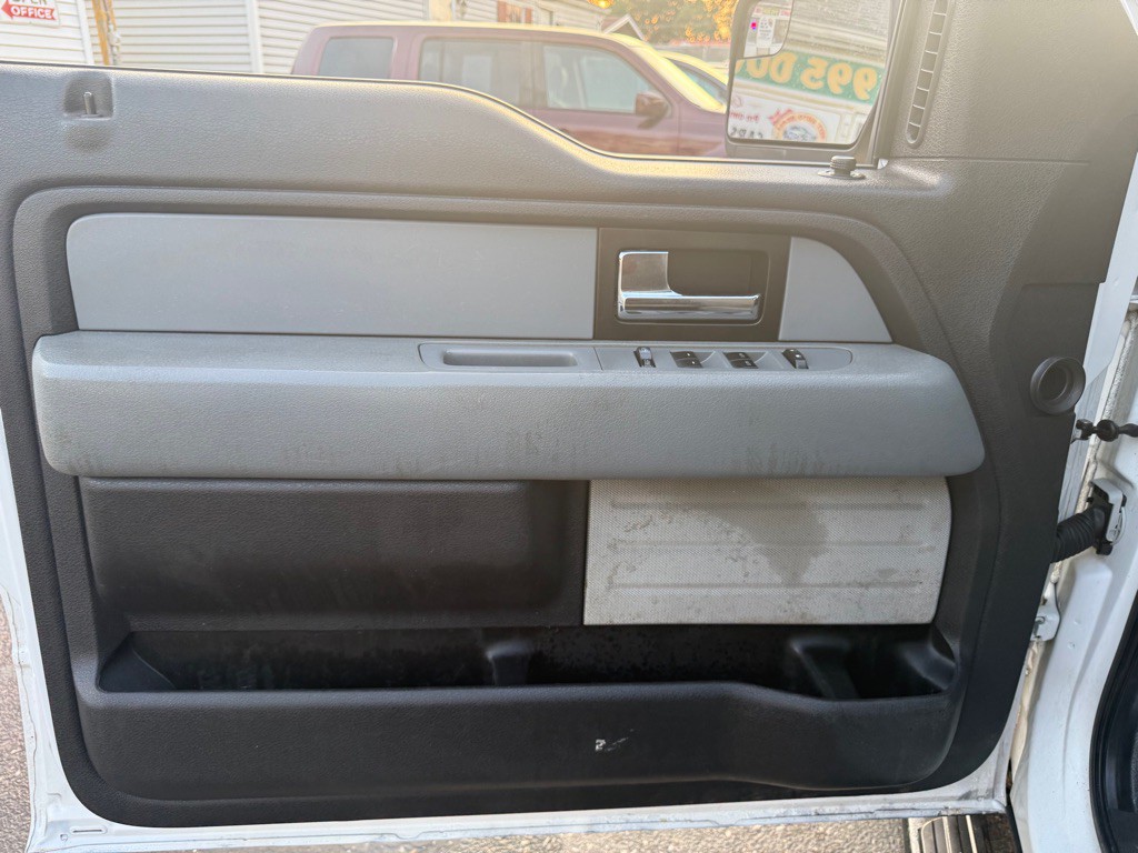 2014 Ford F-150 Image 22