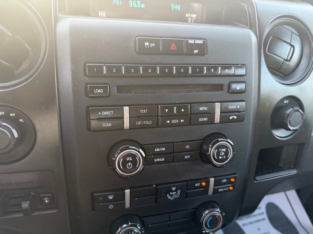 2014 Ford F-150 Image 26