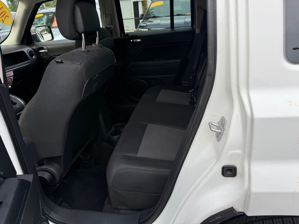 2014 Jeep Patriot Image 11