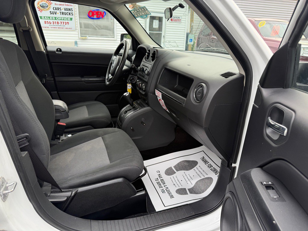 2014 Jeep Patriot Image 27
