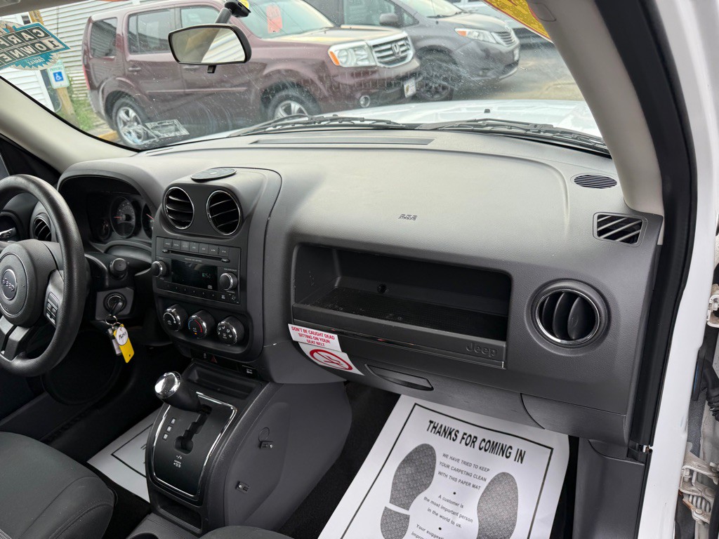 2014 Jeep Patriot Image 29