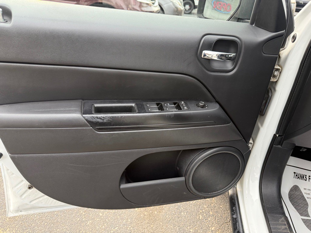2014 Jeep Patriot Image 17