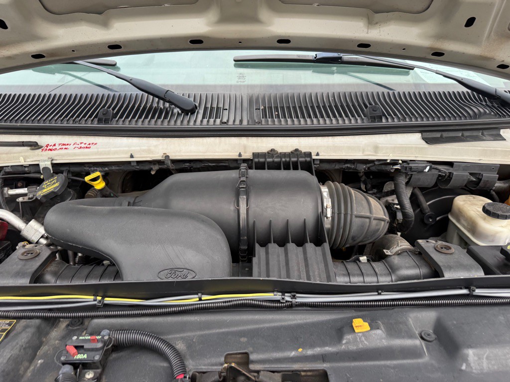 2010 Ford Econoline Image 47