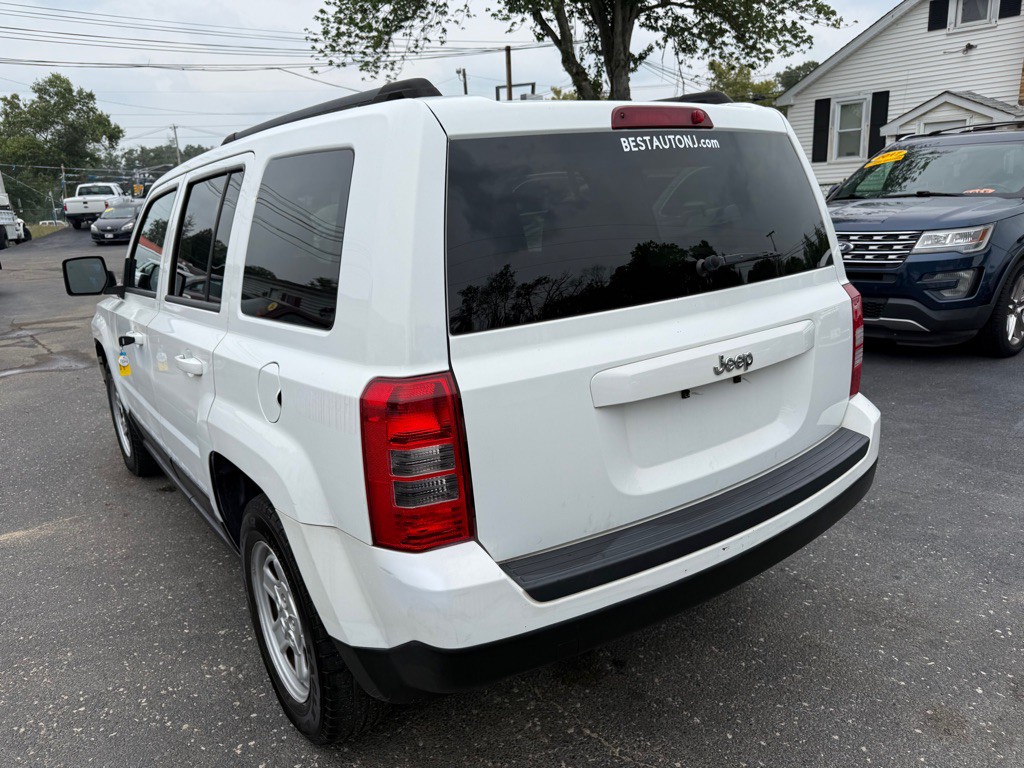 2014 Jeep Patriot Image 2