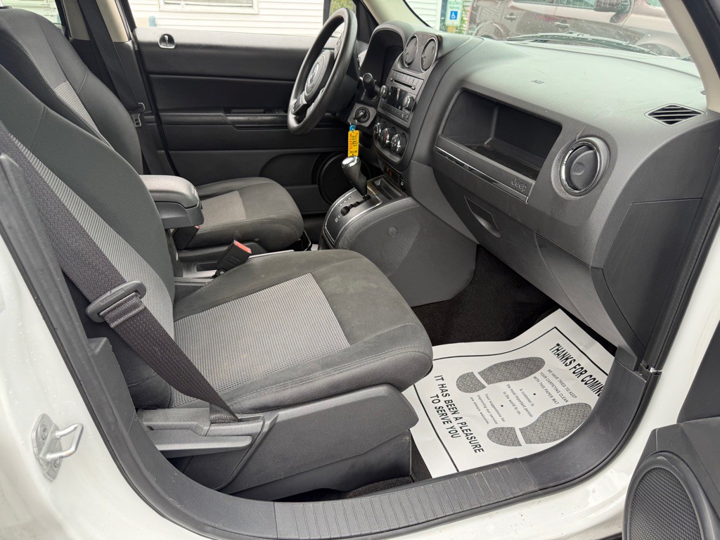 2014 Jeep Patriot Image 10