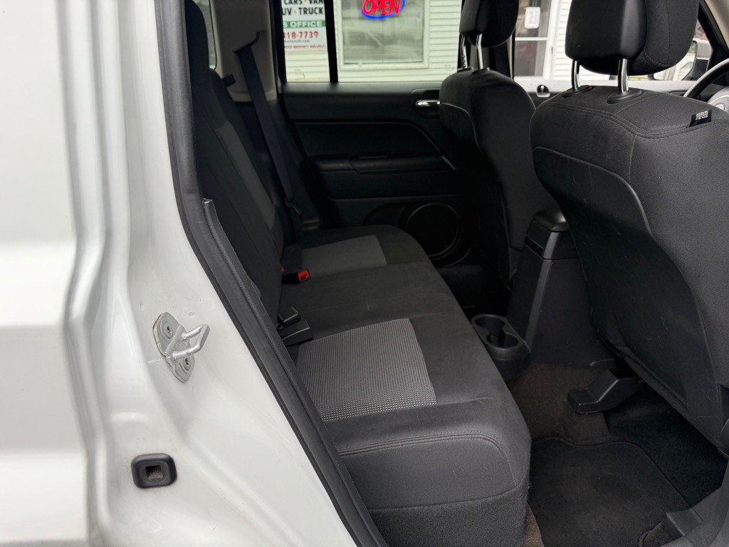 2014 Jeep Patriot Image 11