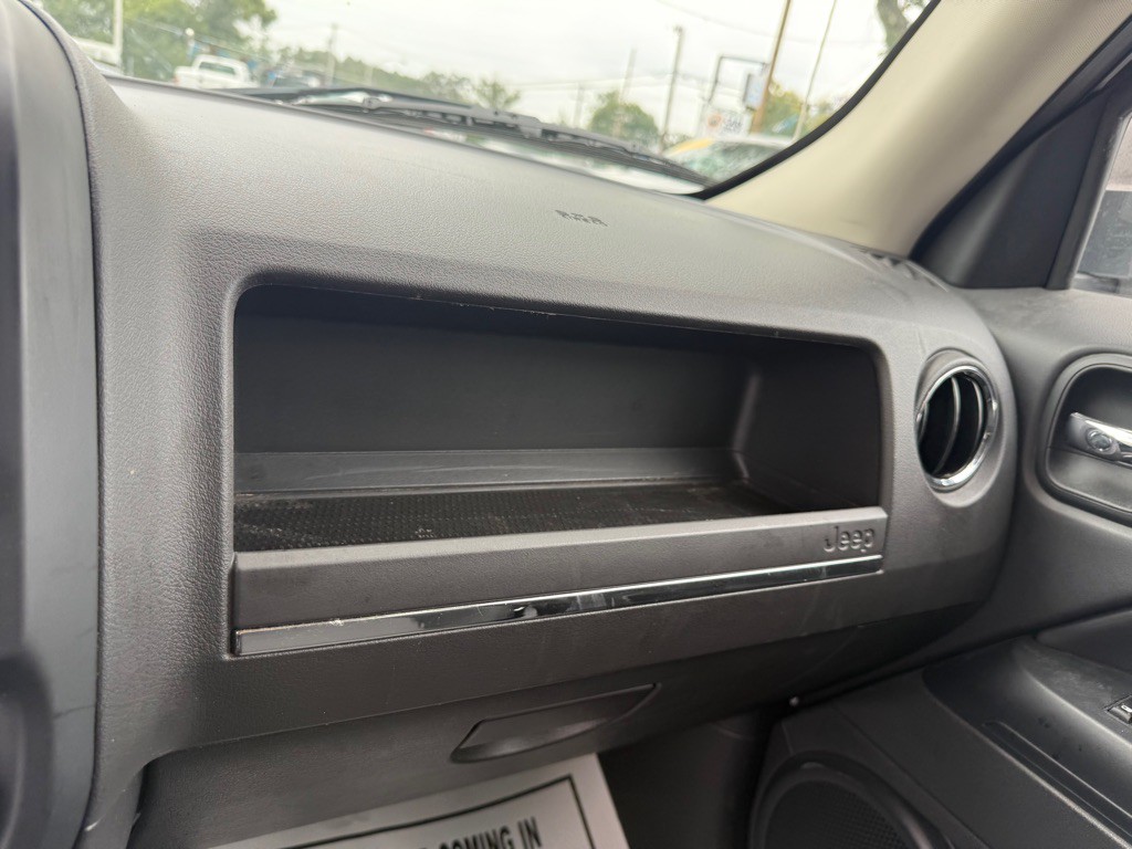 2014 Jeep Patriot Image 17