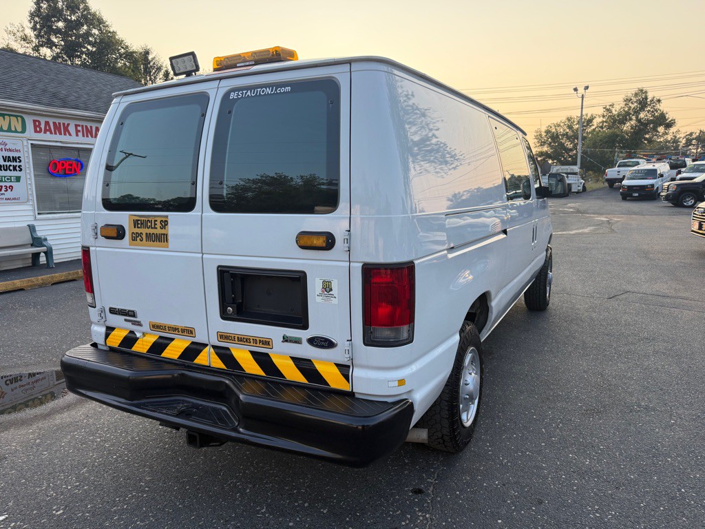 2014 Ford Econoline Image 3
