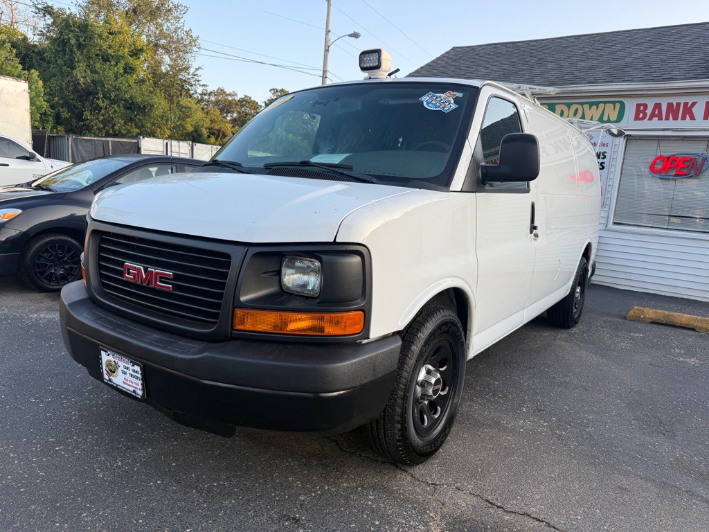 2014 GMC Savana Image 5