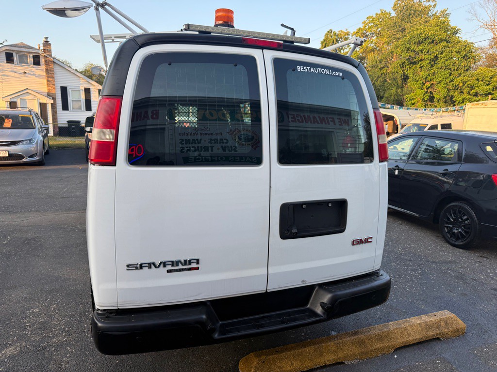2014 GMC Savana Image 7