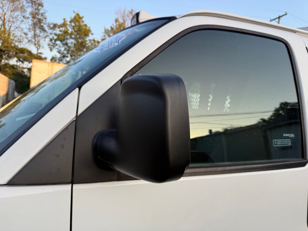 2014 GMC Savana Image 48