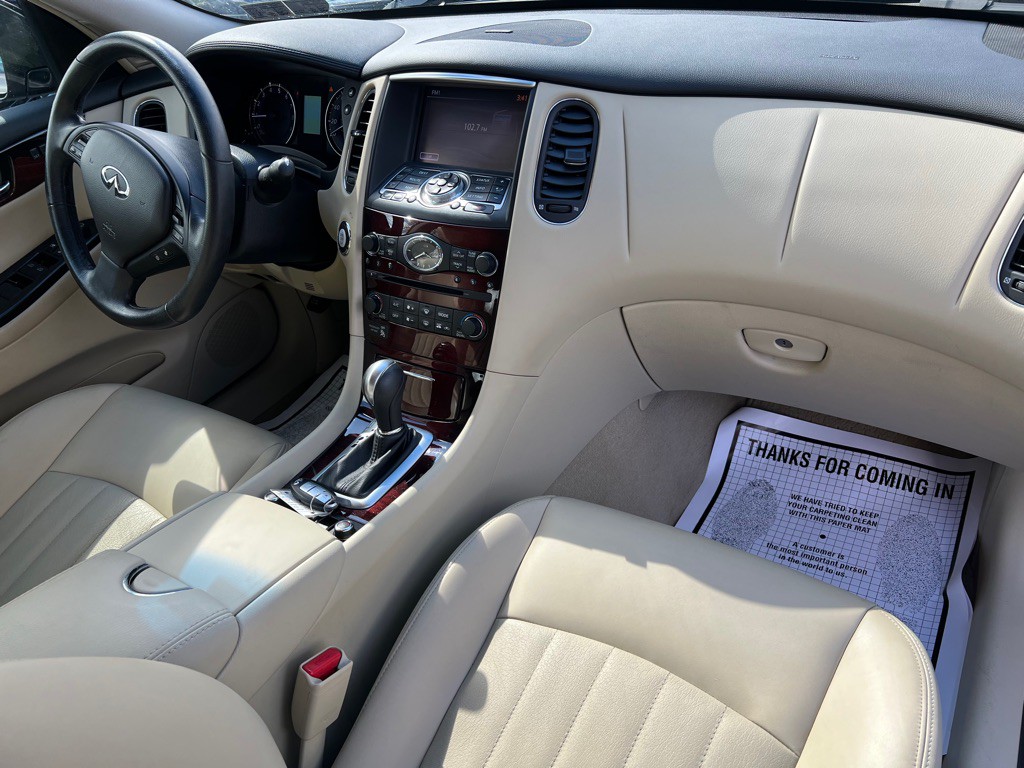 2016 INFINITI QX50 Image 31