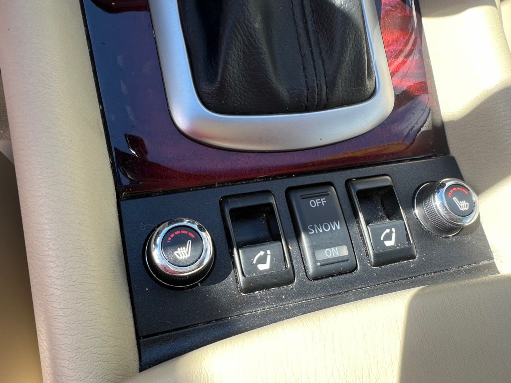 2016 INFINITI QX50 Image 35