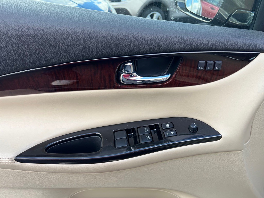 2016 INFINITI QX50 Image 45