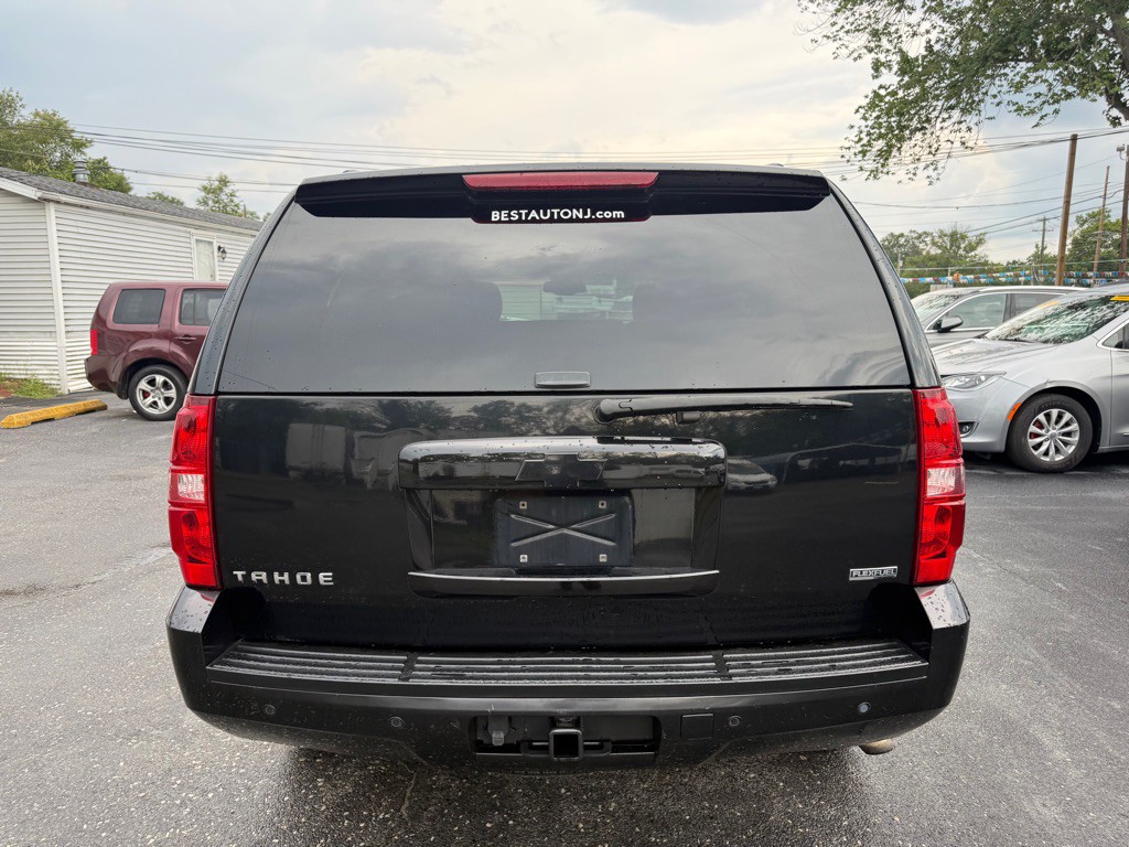 2011 Chevrolet Tahoe Image 7