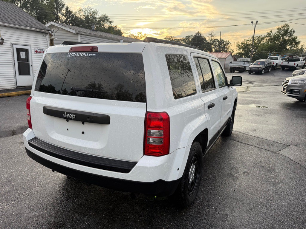 2014 Jeep Patriot Image 2