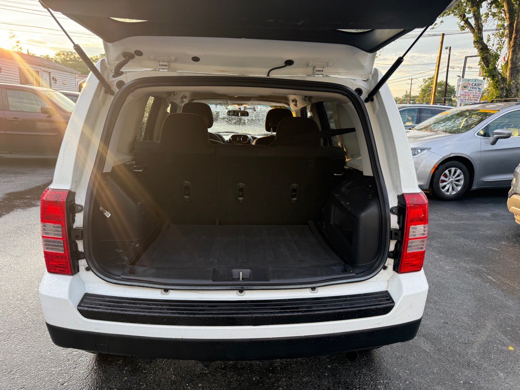 2014 Jeep Patriot Image 10