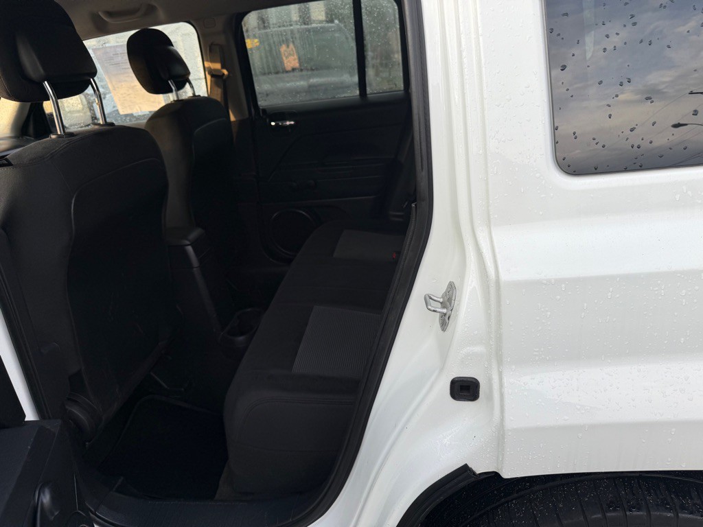 2014 Jeep Patriot Image 12