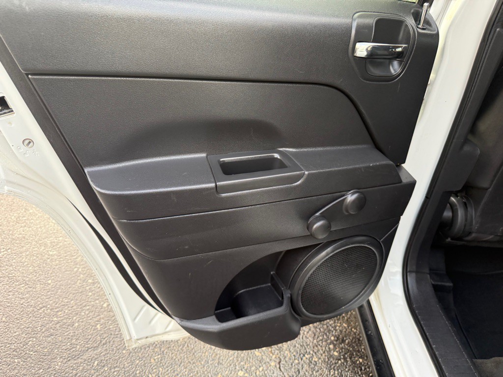2014 Jeep Patriot Image 29