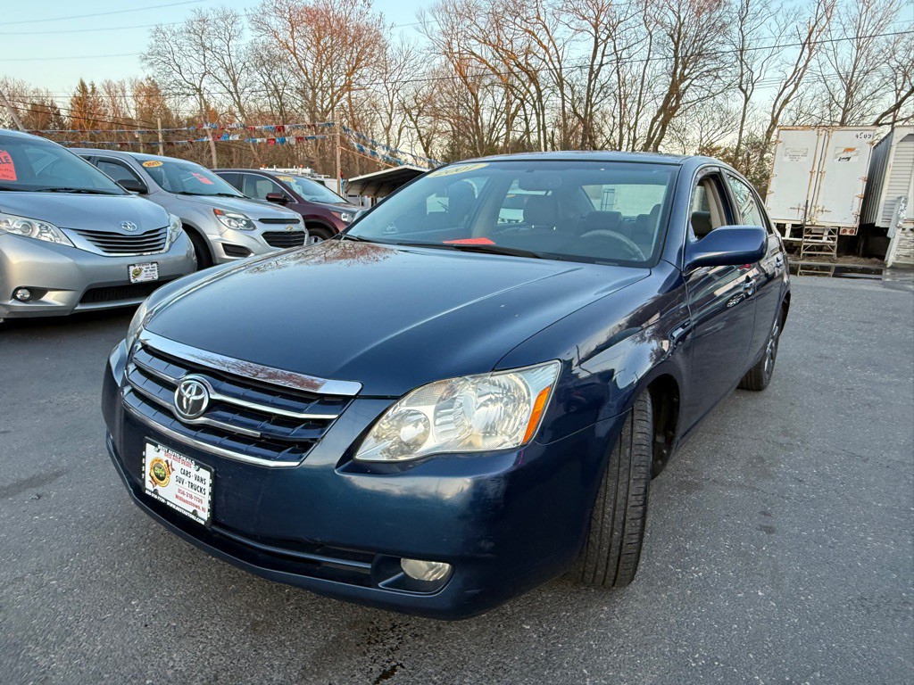 2007 Toyota Avalon Image 2