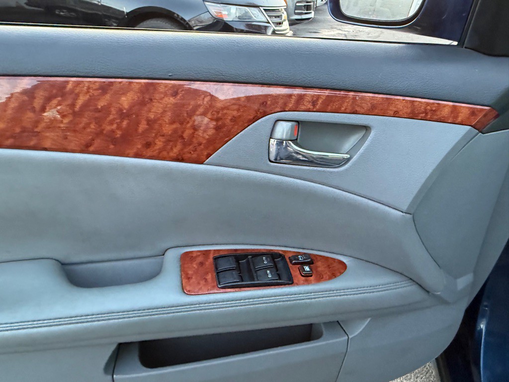 2007 Toyota Avalon Image 31