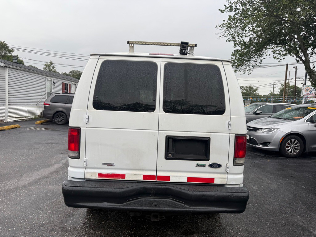 2013 Ford Econoline Image 7