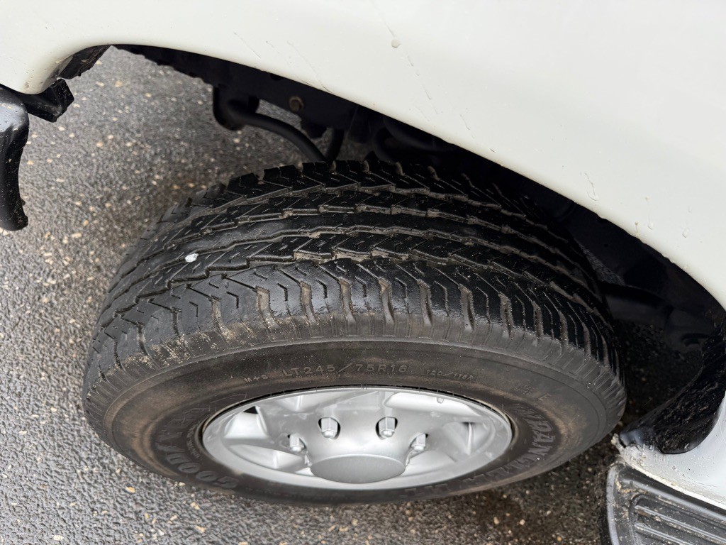 2013 Ford Econoline Image 36