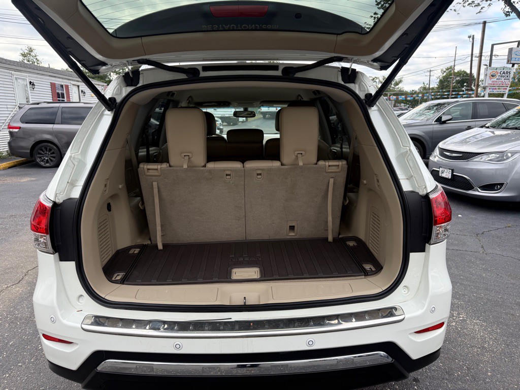 2014 Nissan Pathfinder Image 10