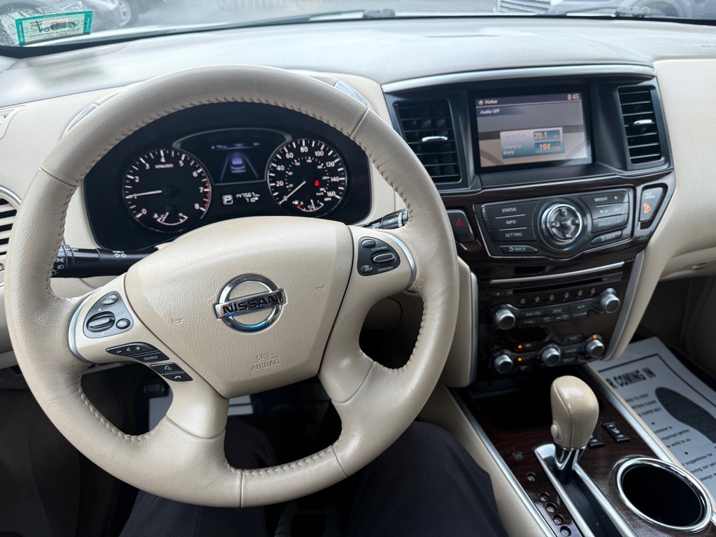 2014 Nissan Pathfinder Image 22