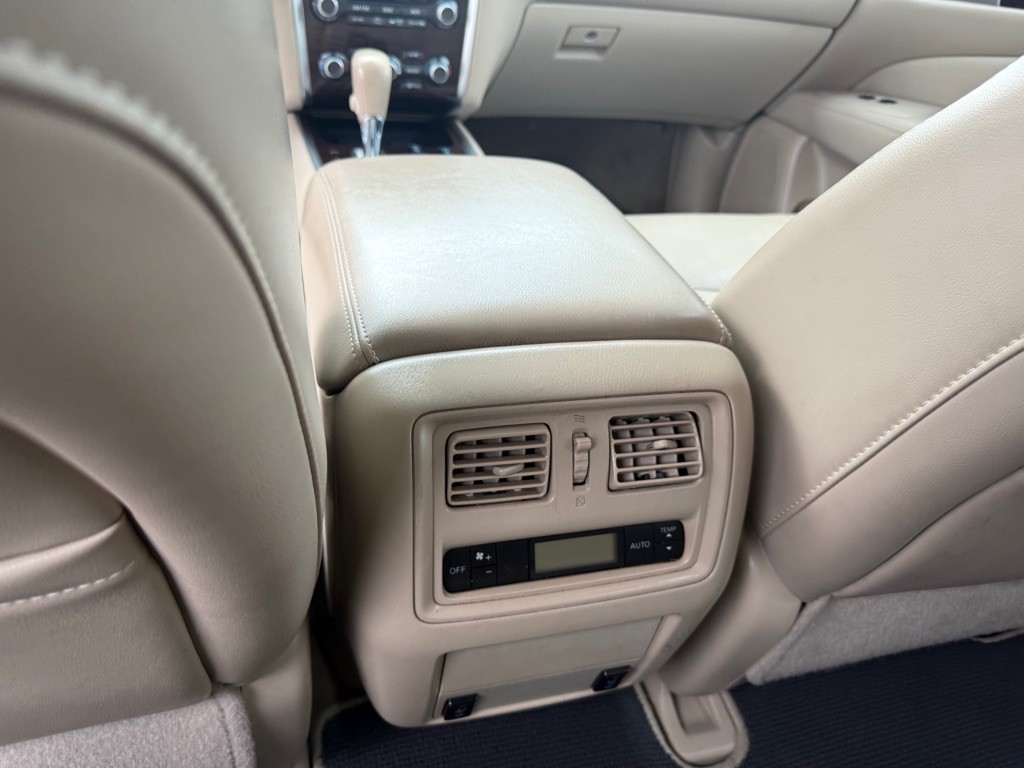 2014 Nissan Pathfinder Image 33