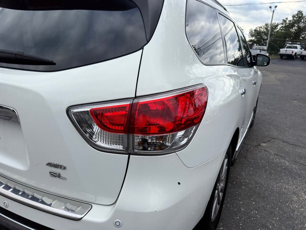 2014 Nissan Pathfinder Image 38