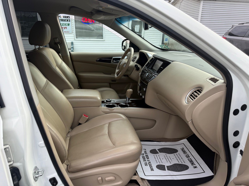 2014 Nissan Pathfinder Image 48