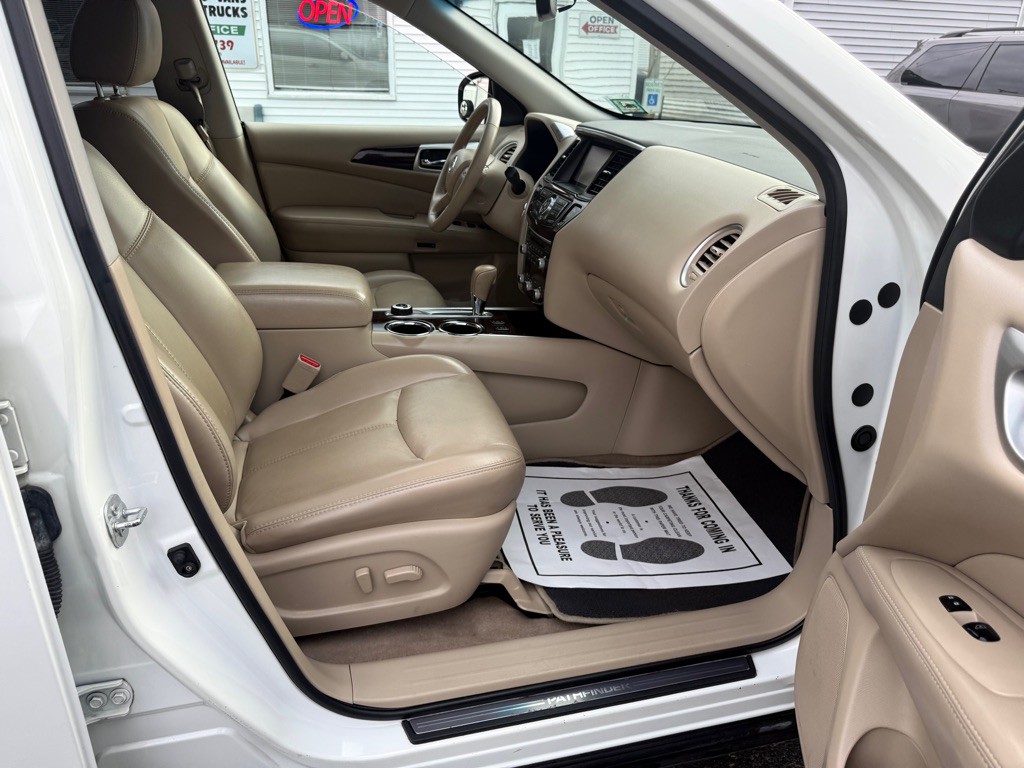 2014 Nissan Pathfinder Image 49